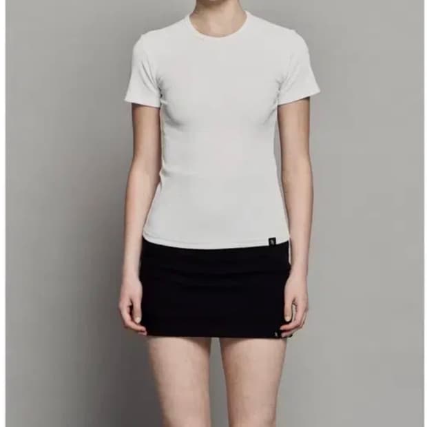 시너진 PLAIN RIB BASIC SHORT SLEEVE (white)