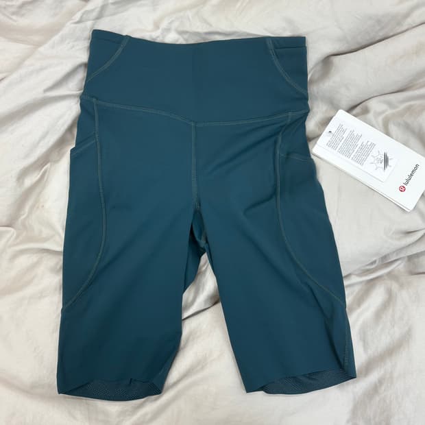 룰루레몬 패스트앤프리 러닝 쇼츠 8인치 숏 레깅스