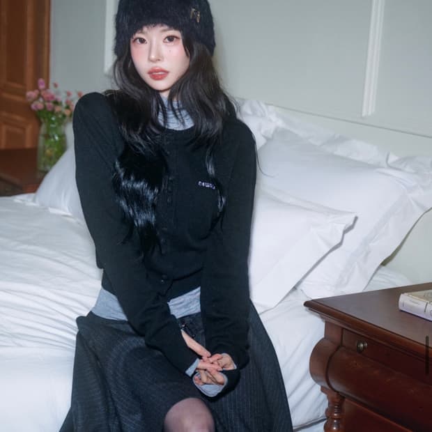 뉴얼린 베이직 니트 가디건 블랙