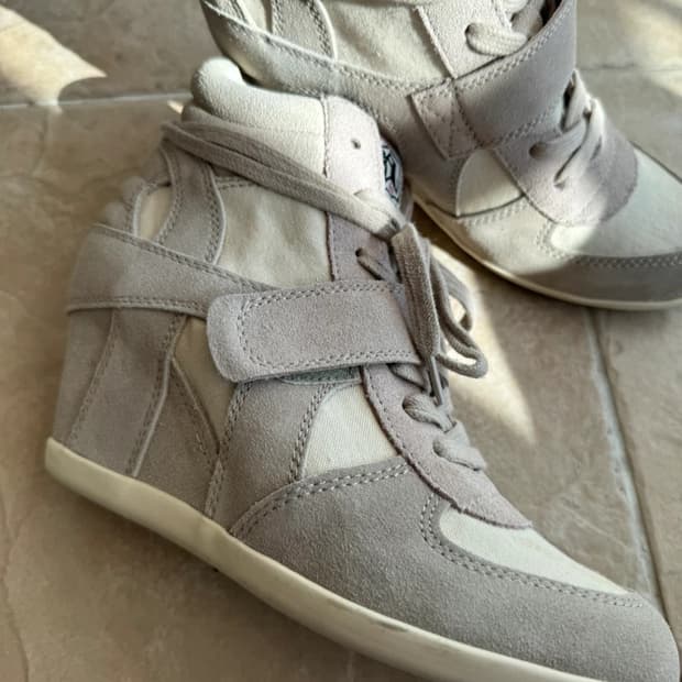 애쉬 ash 아쉬 웨지힐 스니커즈 베이지  (37) 240