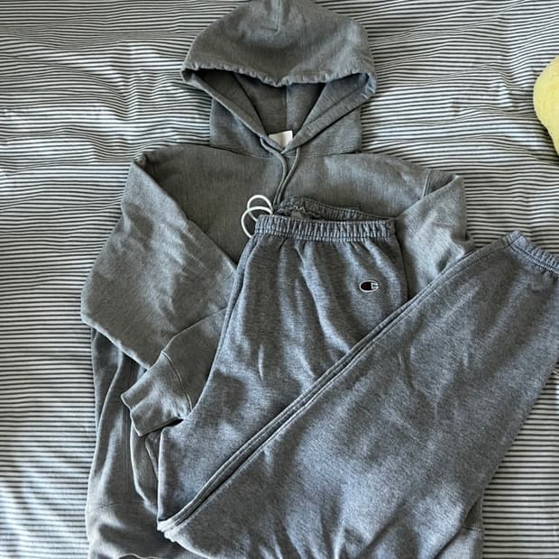 챔피언 후드셋업