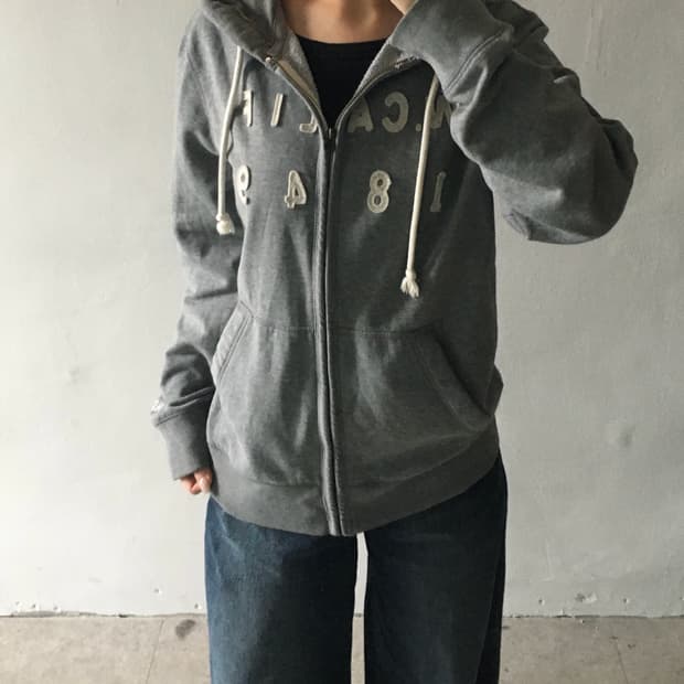 후아유 후드집업