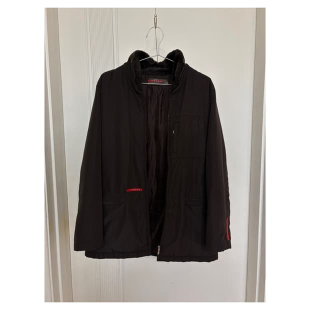 프라다 스포츠 집업 자켓