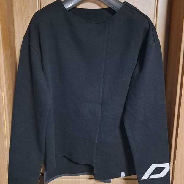 다이나핏 여성 스웻셔츠 M