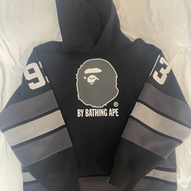 베이프 풀오버 후드 25FW [M사이즈]