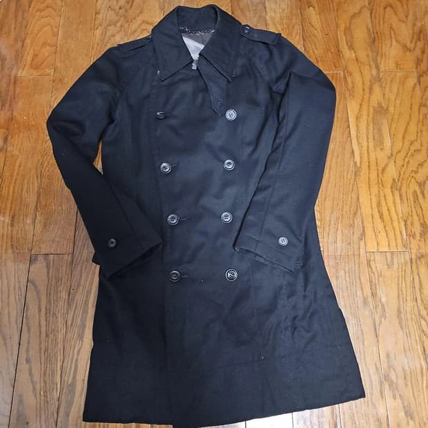 율리우스 트렌치코트