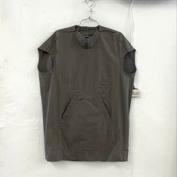 릭오웬스 2012SS 런웨이 슬리브리스 탑