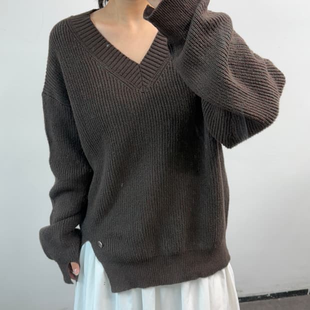 [L] 새상품 택 메종미네드 브이넥 니트