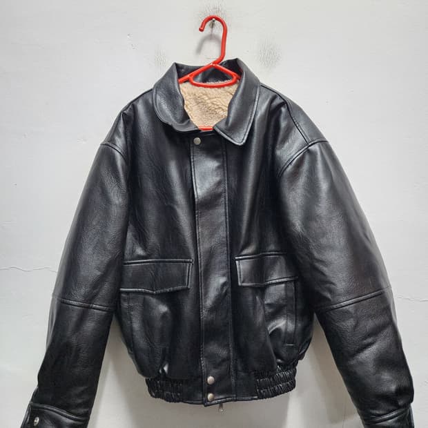 라퍼지스토어 히든레더 양털 무스탕 자켓