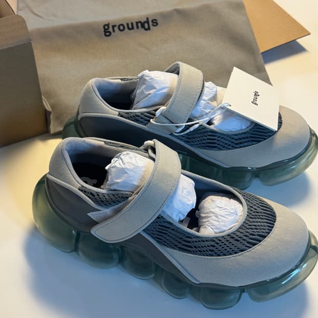 grounds 그라운즈 주얼리 코쿤 메쉬그레이 민희진 신발 40사이즈