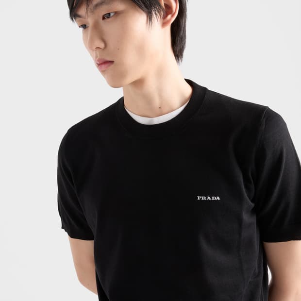 프라다 로고 티셔츠 L