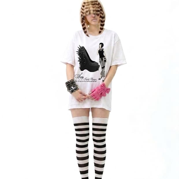 Spike Heels T-shirt ⦮ ⦯