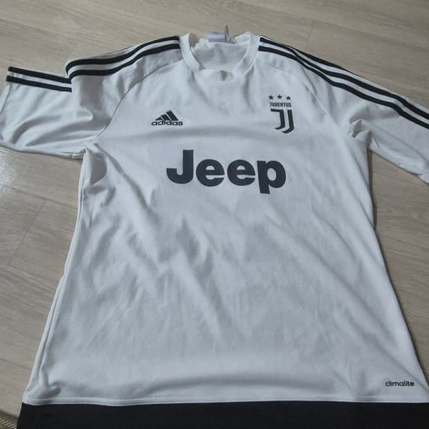 아디다스 유벤투스 트레이닝복 팝니다