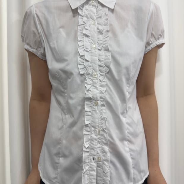 white frill shirt