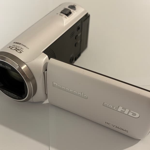 Panasonic hc-v360ms white
