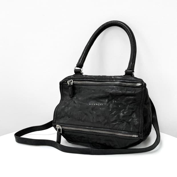 지방시 판도라 페페 링클 레더 숄더백