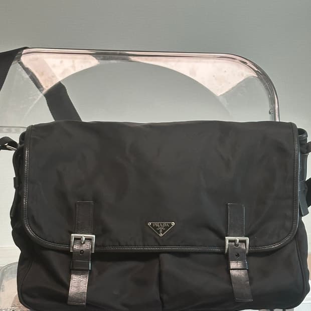 프라다 메신저백 나일론 포코노 테수토 숄더백