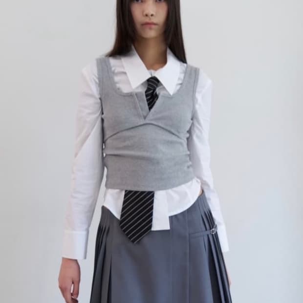 Lcdc tm 엘씨디씨 티엠 뷔스티에 디테일 탱크탑 멜란지그레이 M