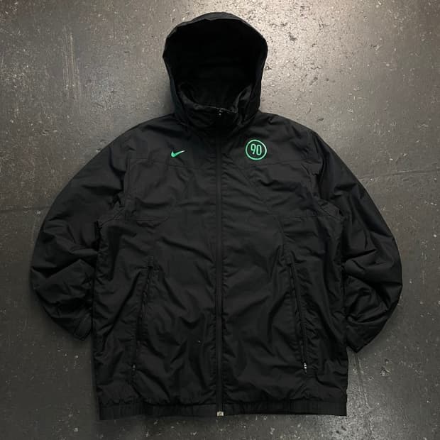 105 나이키 토탈90 바람막이 
