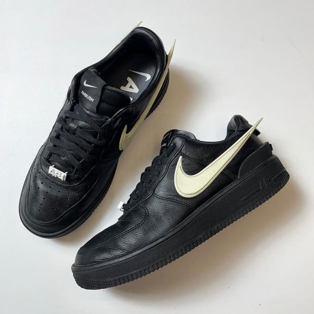 나이키 x 앰부쉬 에어포스 1 로우 SP 스니커즈 Q1393