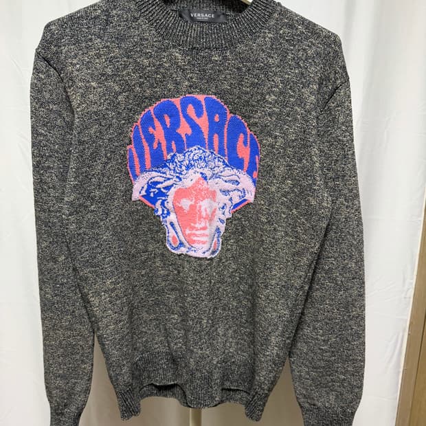 베르사체 매두사 니트