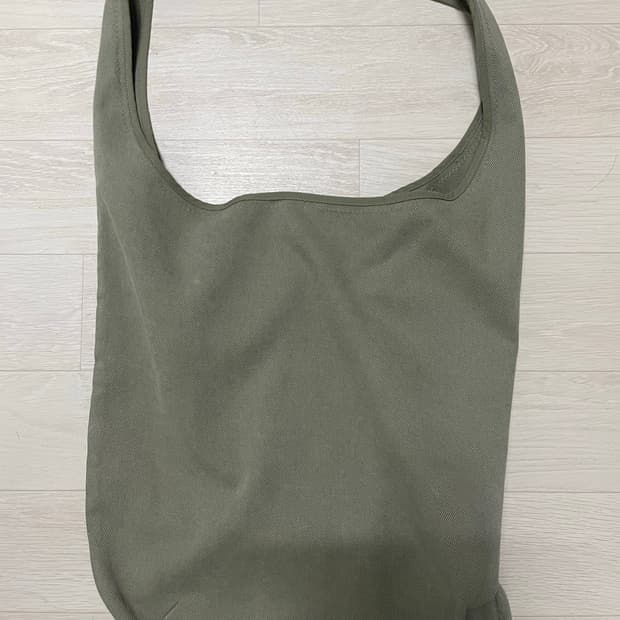 퍼렌 코튼 숄더백 카키색 급처