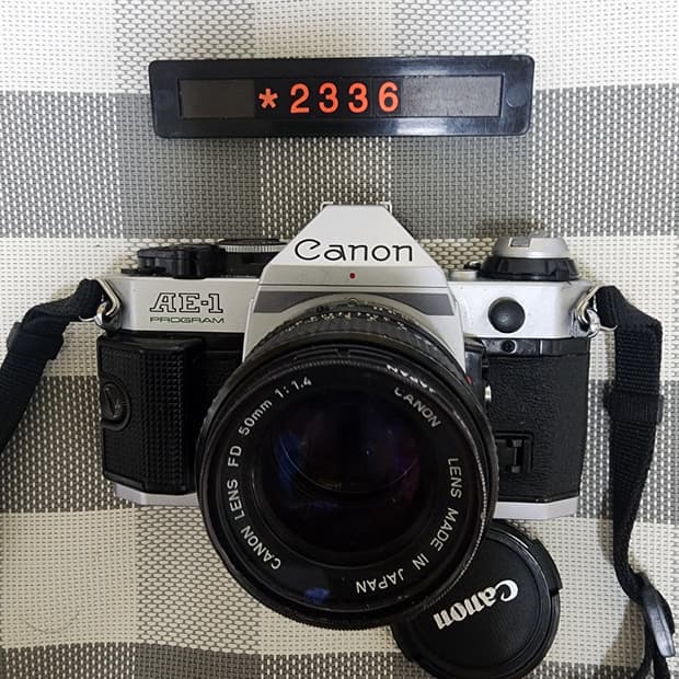 캐논 AE-1 프로그램 필름카메라 실버바디 1.4 단렌즈