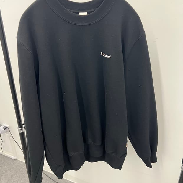 JJJJound 스웻셔츠