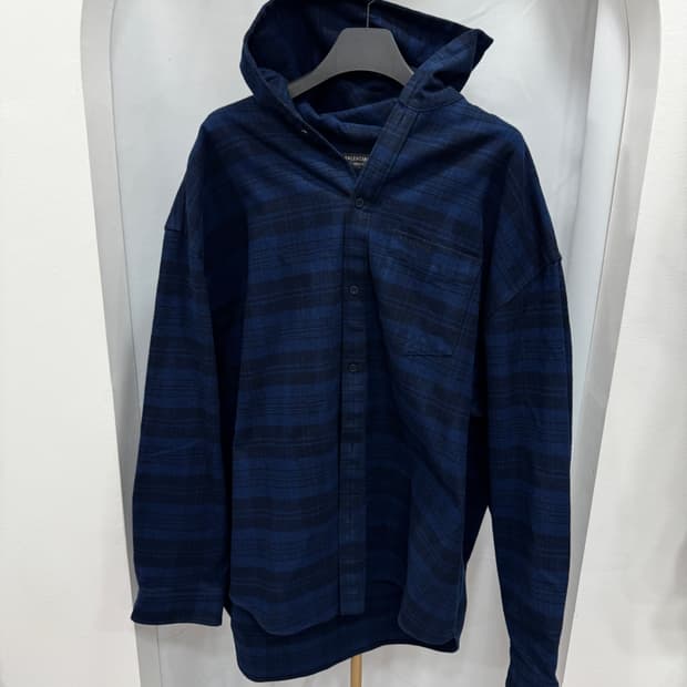 백화점판 새상품급 발렌시아가 체크 후드 셔츠 3사이즈