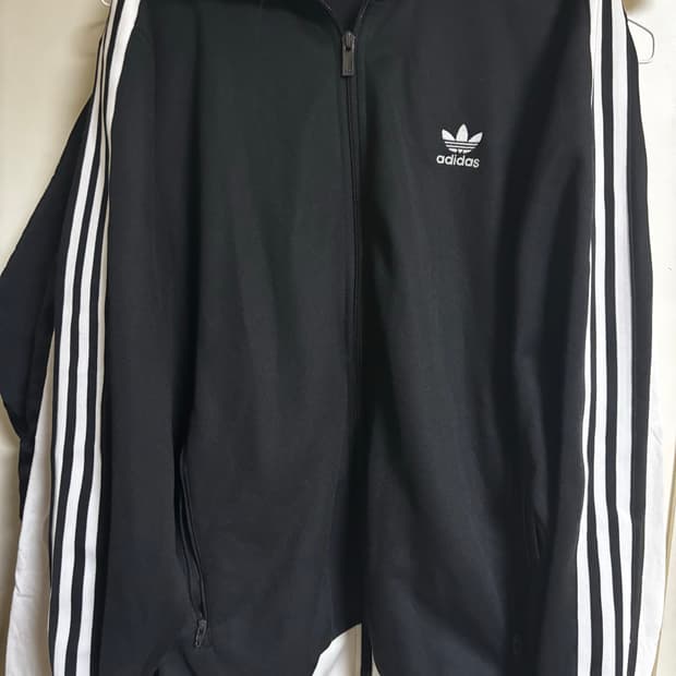 아디다스 베켄바우어