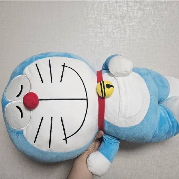 도라에몽 인형