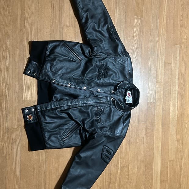 발렌 택시 느낌) 나스카 레이싱 자켓 m사이즈 팝니다