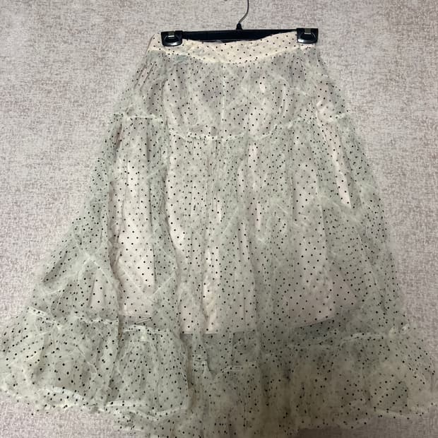 호쿠스포쿠스 polka dot frill skirt 