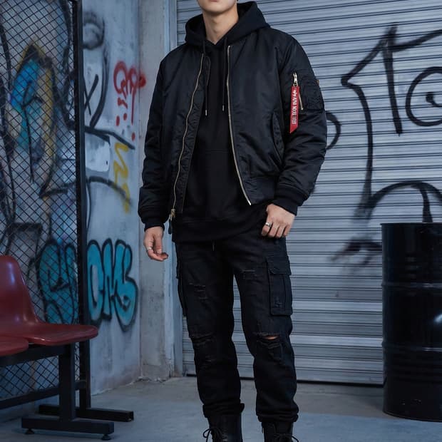 알파인더스트리 MA-1 블랙 항공점퍼_L