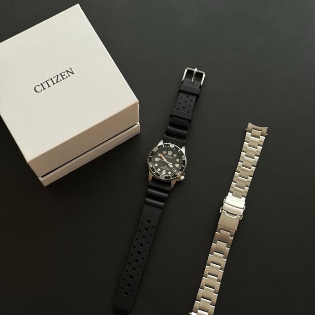 시티즌 미니복어 에코드라이브 EO2020-08E