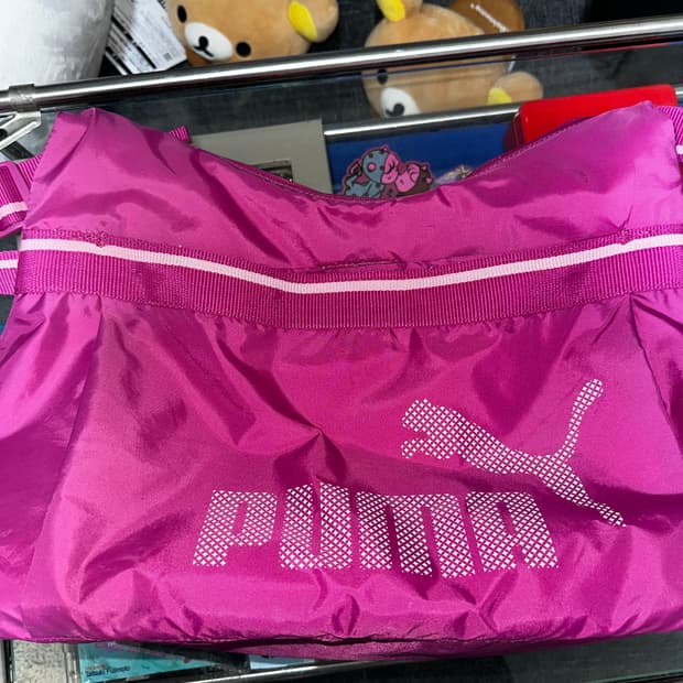 푸마 핑크색 더플백 스타일 스포츠 가방