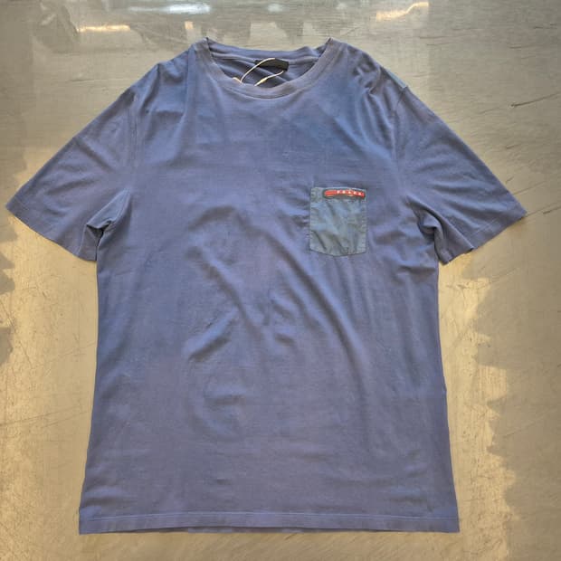 18ss 프라다 리네아 로사 포켓 티셔츠