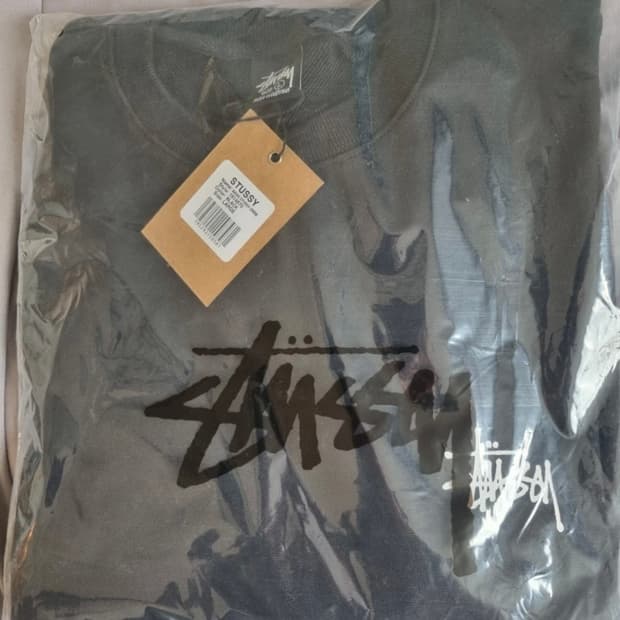 스투시 맨투맨 새상품