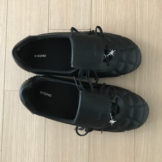 기호 폴드오버 텅 스니커즈 블랙 235