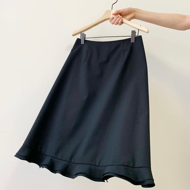 리리스토어 언노운블루 페탈스커트