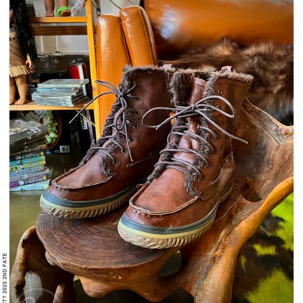 the oasis Japan Brown Leather Fur Worker