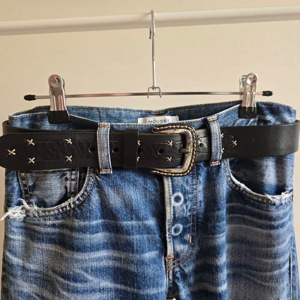 [Made in Italy] 말보로 클래식 크로스 스티치 레더 벨트
