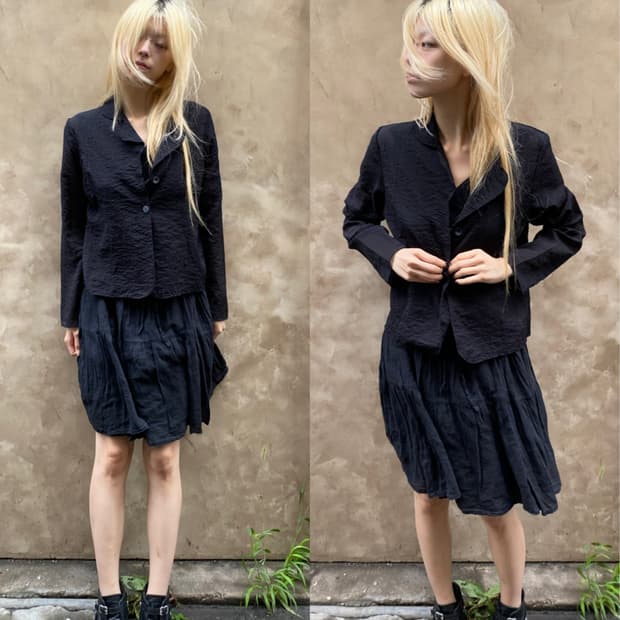 modern aesthetic Black Button Detail Jac