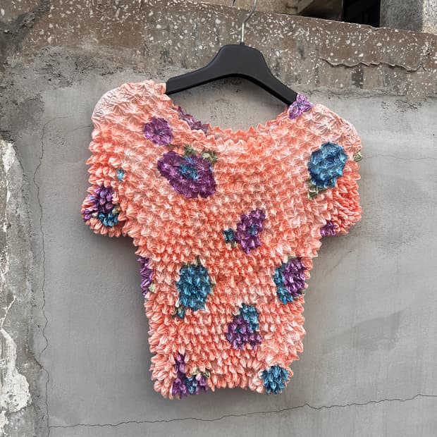 popcorn shirt pleats top