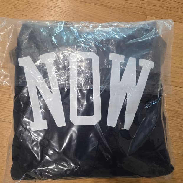 빈지노 노비츠키 나우 후드티 M사이즈