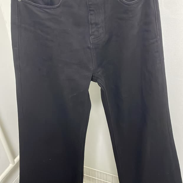 무신사 스탠다드 플레어 팬츠 블랙