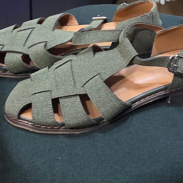 카키여름단화매쉬샌들