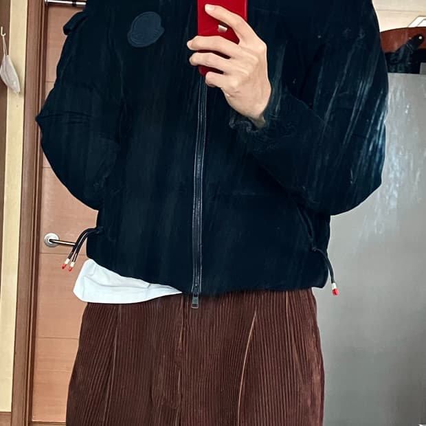 몽클레어 코듀로이 패딩