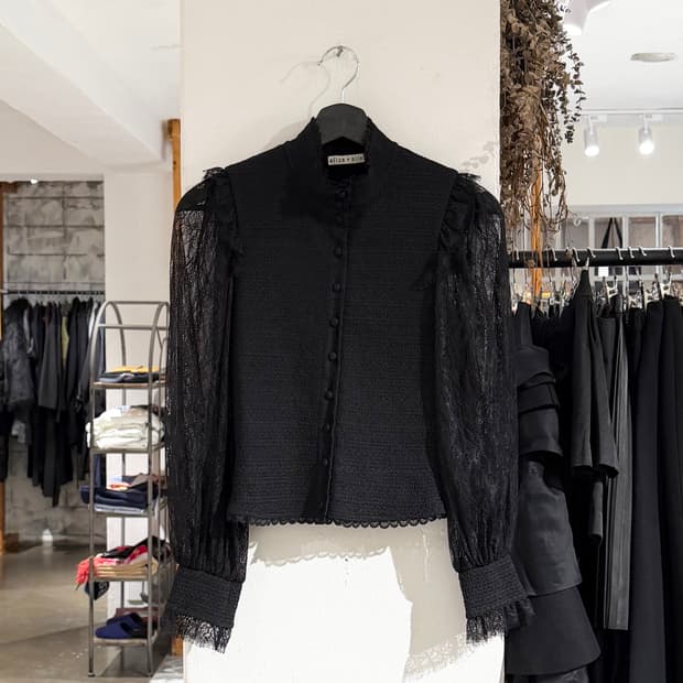 앨리스앤올리비아 블랙 레이스 블라우스 