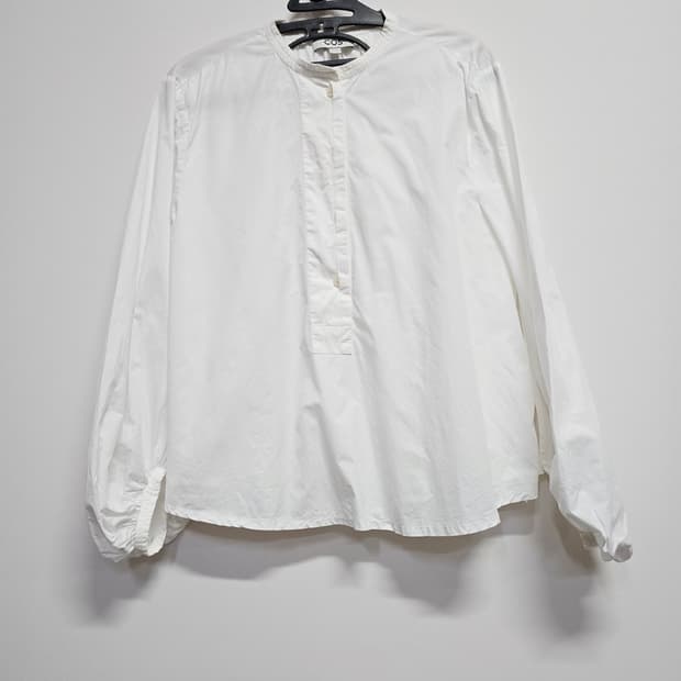 COS 코스 화이트 헨리넥 셔츠